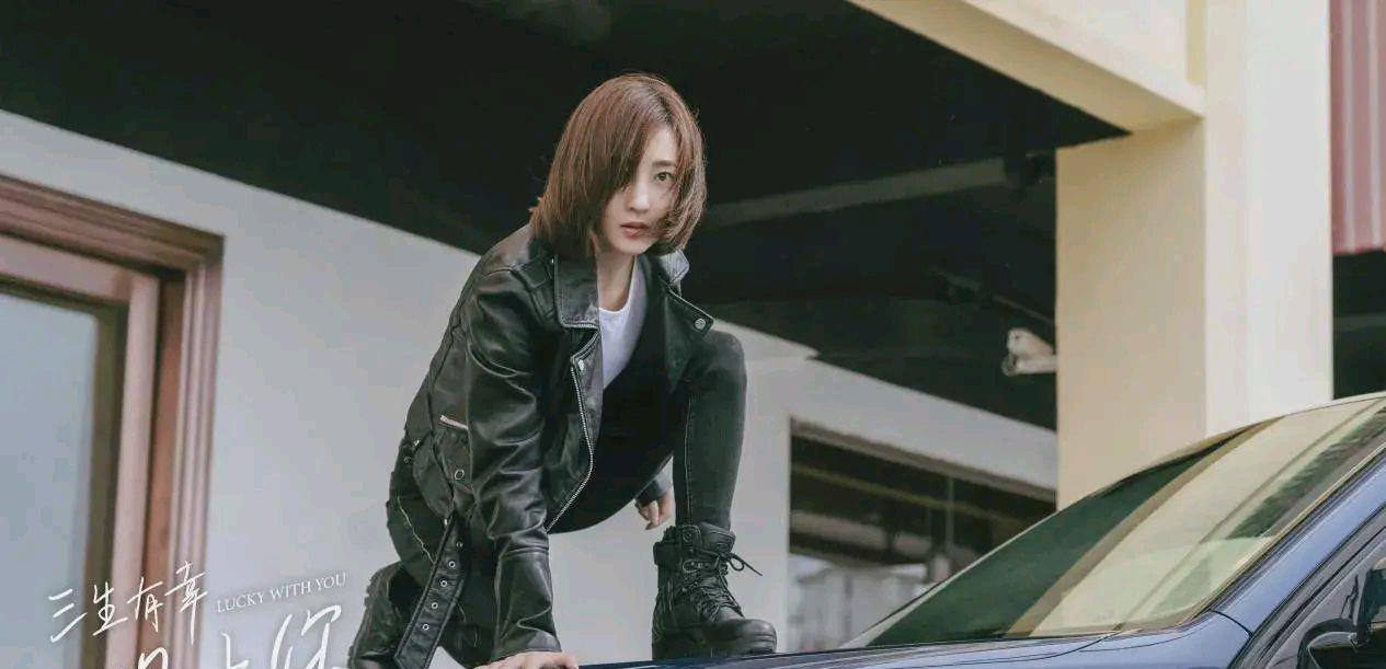 熊黛林|刘浩存又被网友骂了？白敬亭被自己逗笑了？王丽坤身体素质很好？