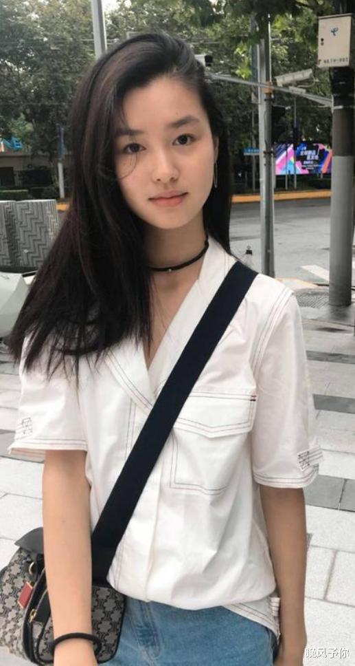 宁泽涛|宁泽涛近况！退役后生活甚是精彩，女友小5岁肤白貌美身材完美