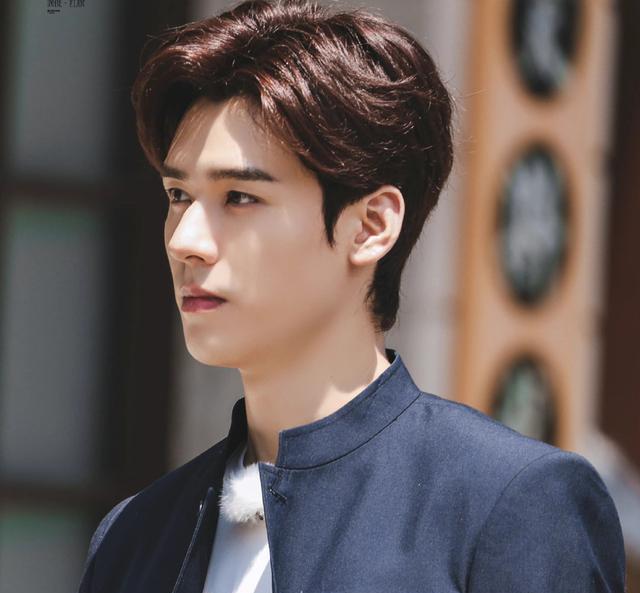 王一博|内娱三大男顶流，肖战霸榜，王一博深入浅出，龚俊后来居上