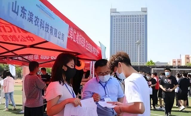 求职|“宁赚白领3000,不赚技术10000?”,中考分流的后遗症逐渐显现