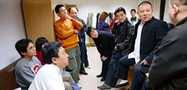 李九春|德云书馆开箱，李九春、李昊洋赢得观众称赞，真是艺高人胆大