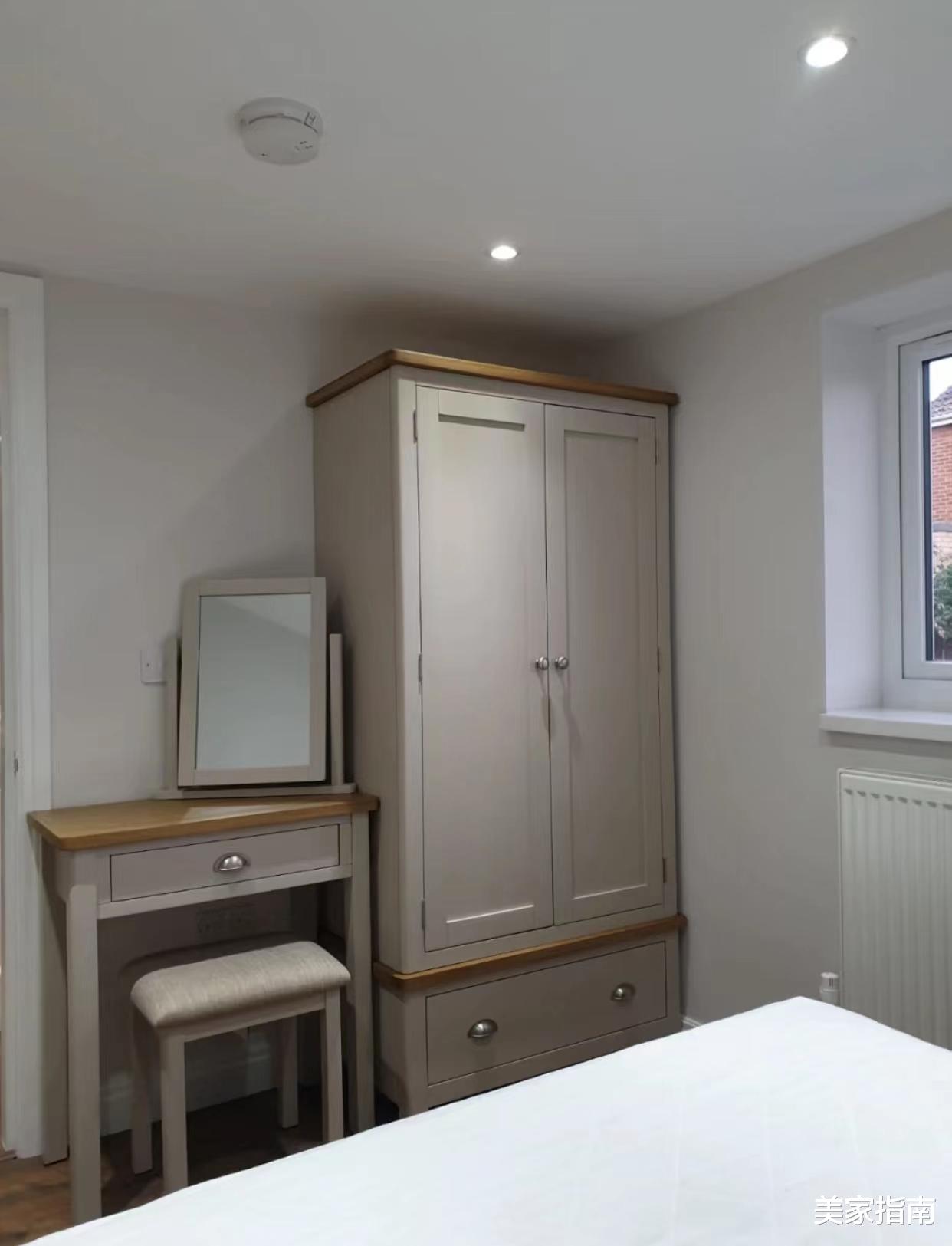 她把30㎡车库,改造成一室一厅,效果太高级了,给大家看看