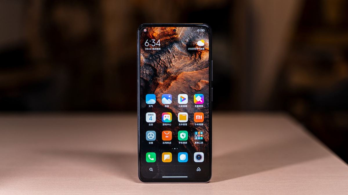 MacBook Pro|2699元跌至1849元，4800万三摄+三星E4，顶配性价比旗舰跌至新低