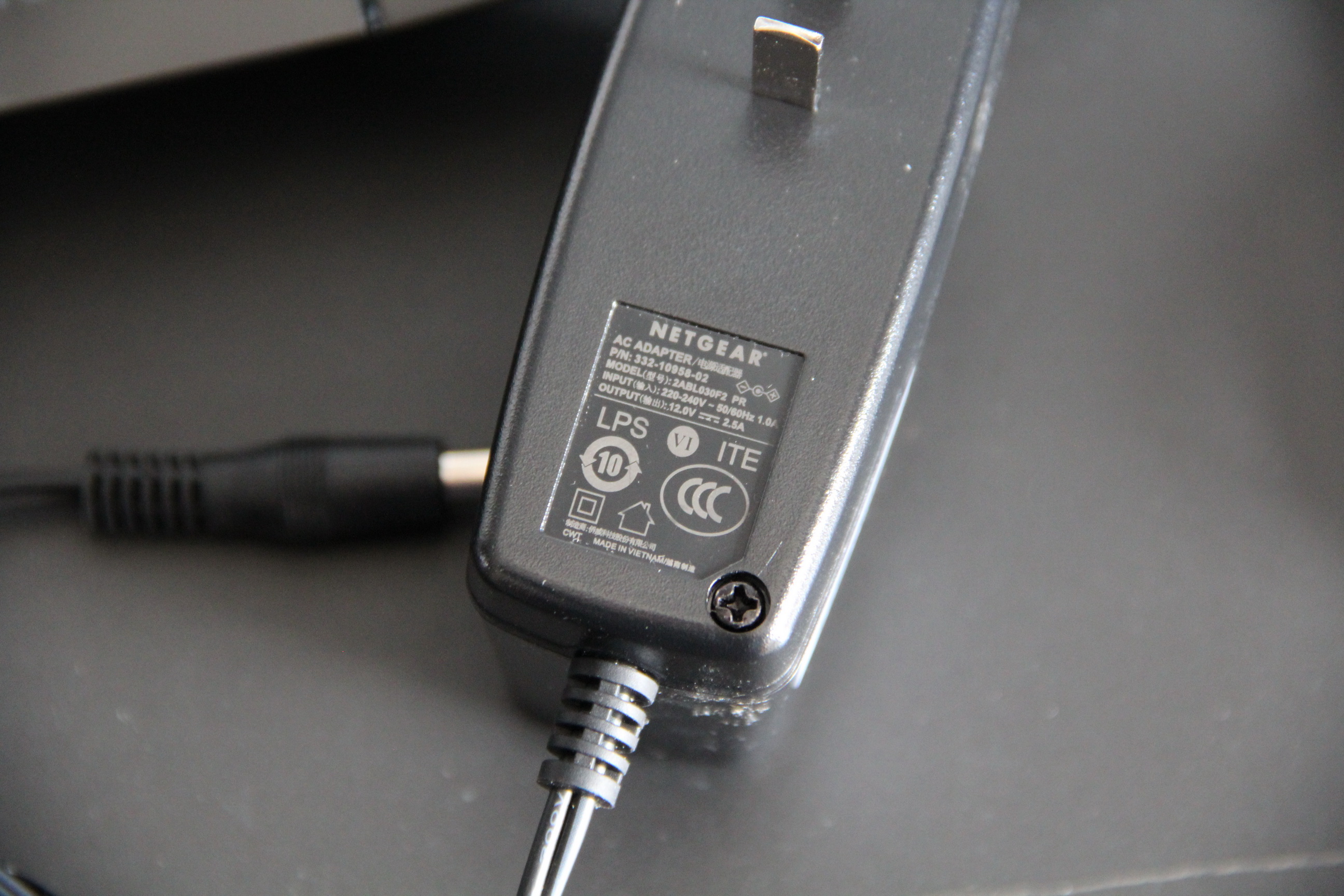 路由器|路由器也内卷?AX5400更快更强大,网件RAX50测试报告