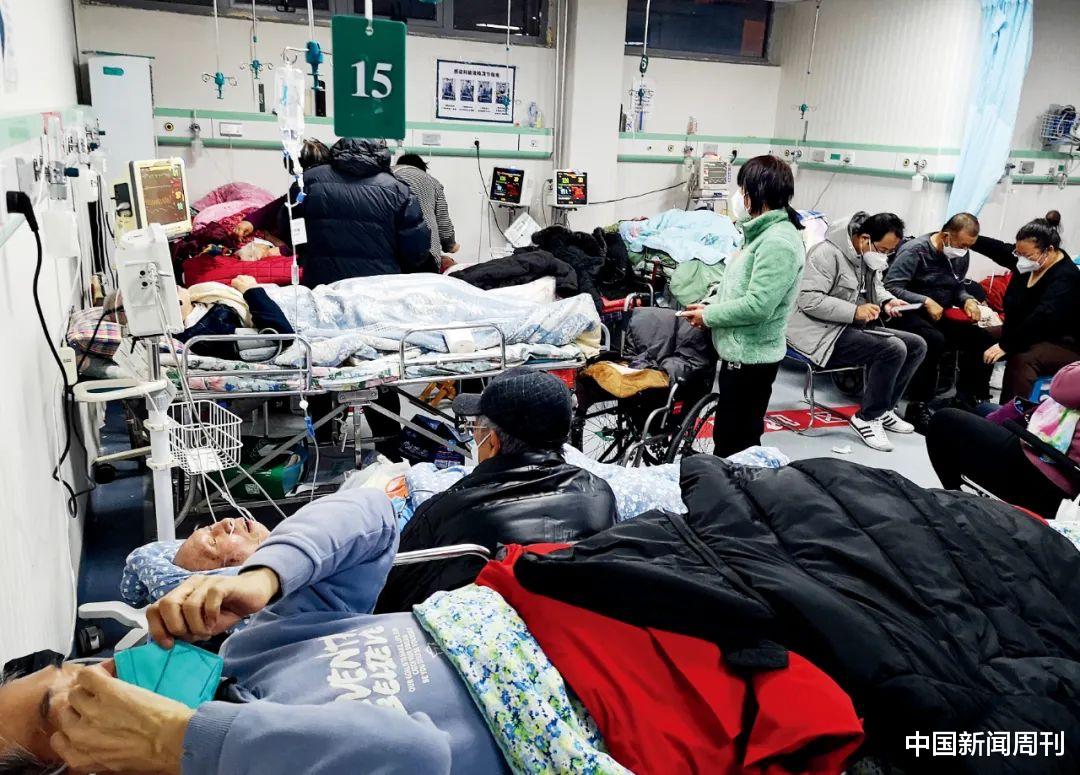医院|警惕奥密克戎引起的病毒性肺炎 多地重症床位接近临界