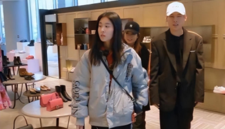 张碧晨|“母凭子贵”张碧晨：为爱生女获2亿补偿，为何华晨宇不愿娶她？