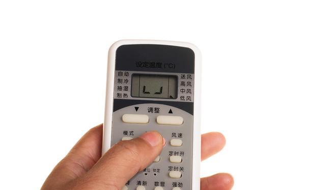 尼康|空调里面的空调制冷剂需要经常更换吗？多久换一次呢？