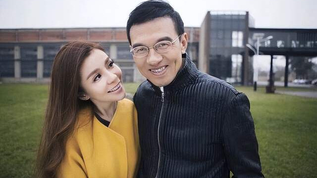 朱迅|女神主持，主持过7次春晚，模范儿媳，拼命三娘的她活成最美模样