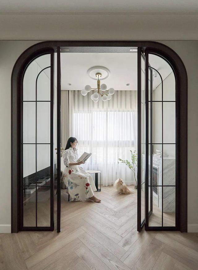 同样是60㎡,我家拥挤不堪,她家却两室两厅还带衣帽间,凭啥?