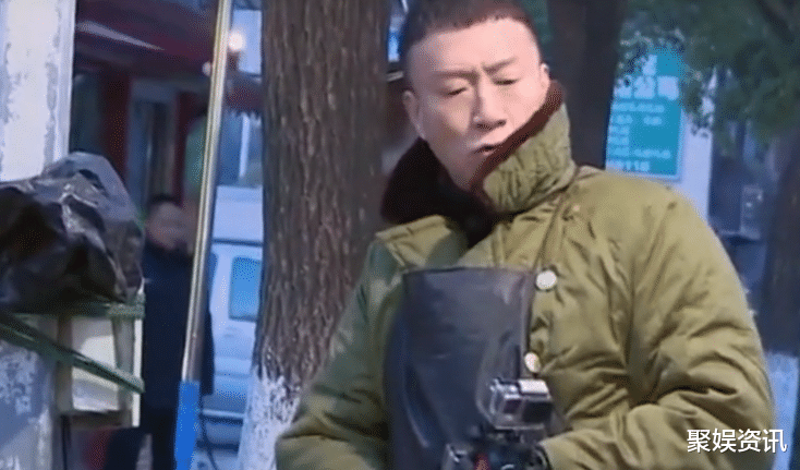 刘德华|“军大衣”不是谁都可以穿:刘德华穿上像大佬,鹿晗像二愣子