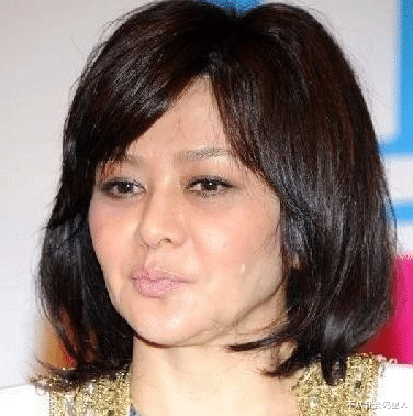 陈紫函|“不老女神”是假的,皱纹堆积、脸僵长斑,生图揭露“人间真实”