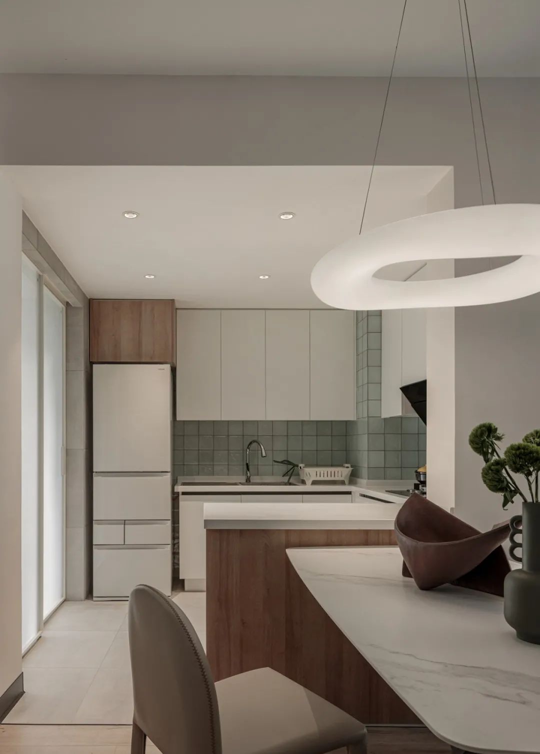 只因这4招!这个两居室,轻松营造出了夏日氛围感!