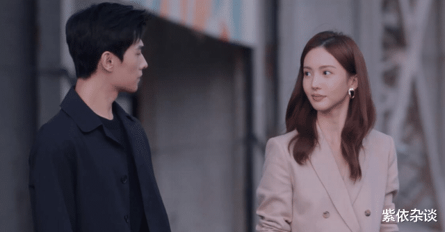 夏晴|《你是我的荣耀》金晨虽是配角，却演活了一个高傲且自怜的前女友