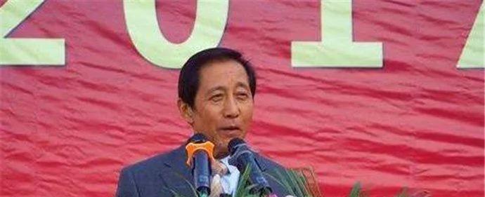 倪宝铎|《梨园春》倪宝铎在时还不错,而其离开后庞晓戈主持越来越张扬