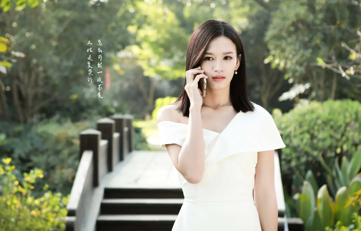 杨幂|《爱的二八定律》:但凡杨幂拉胯一点,都压不住这群“绝色”女配角们