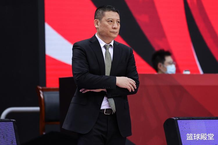 周金利|确定！周金利下课，战绩并非主因，球迷欢呼雀跃，但莫科恐上任