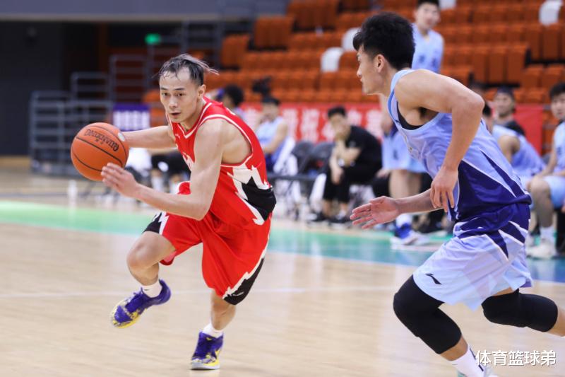 李章洙|杜锋再获外线强援，这次三剑客正式成型，四连冠你哪里走