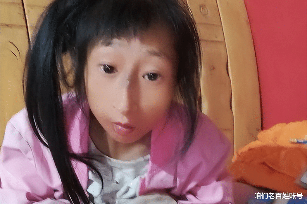 袖珍人小晓34岁体重26斤,从被可怜到全网谩骂,她究竟做了什么