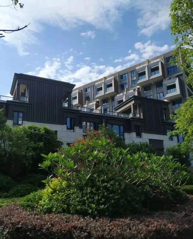 购房置业|福州万科这楼盘维修一年都还没能让业主满意，什么问题这么难？