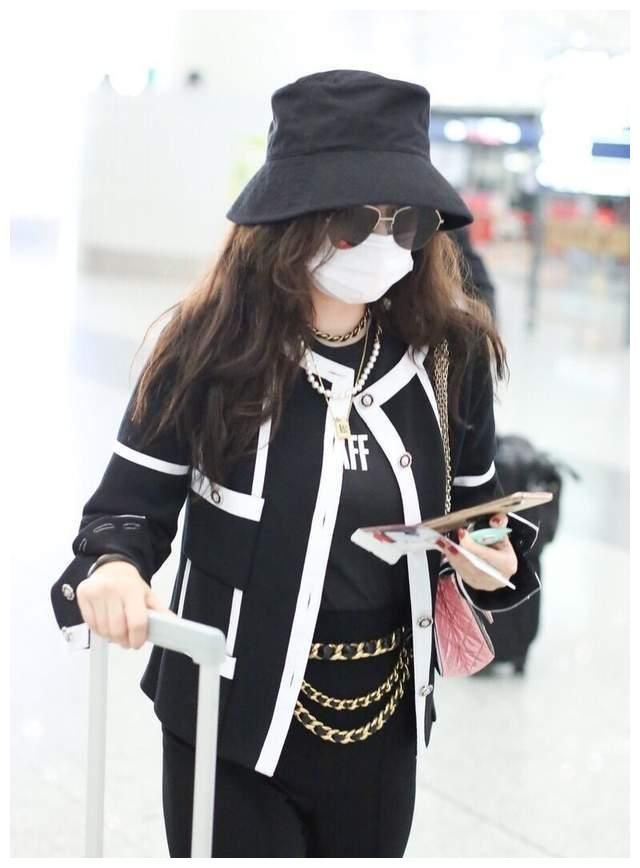 张歆艺 女明星产后减肥有多拼?张歆艺一月减20斤,45岁蒋勤勤看着像少女