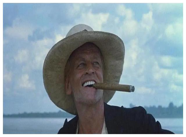 电影|影史上最伟大也最荒唐的影像之一,让巨轮山上行走:《陆上行舟》