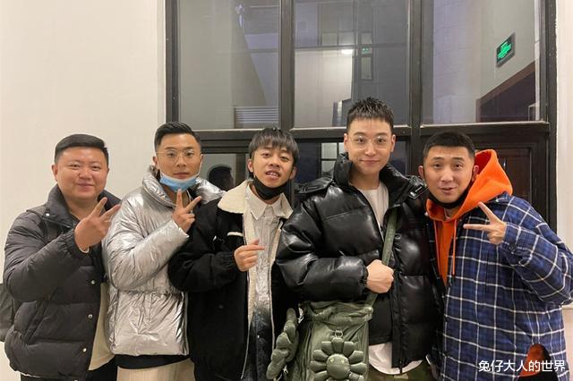 德云社|德云社尚九熙、郭霄汉西安专场官宣，合作伙伴直呼：组团吃泡馍