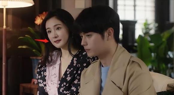 杨幂|杨幂新剧遇双重滑铁卢,皮肤松弛演技油腻,上百套服装无法挽救?