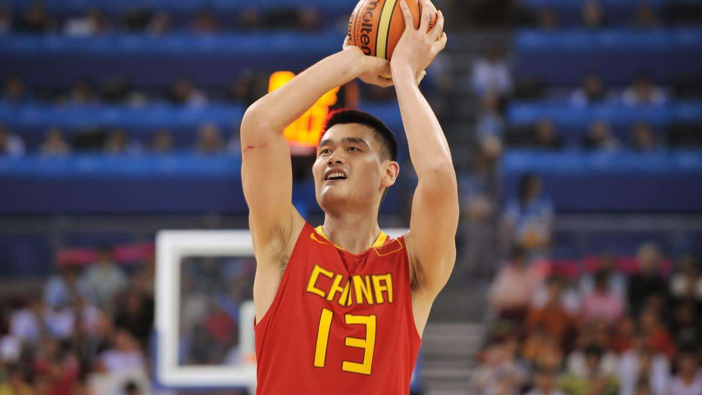 中超|中国男篮历史最强五虎：分位号称“中国乔丹”，大前位置争议最大