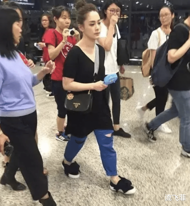 阿娇|阿娇的丑鞋子们就像斓曦的丑衣服一样不知出处，网友的话一针见血