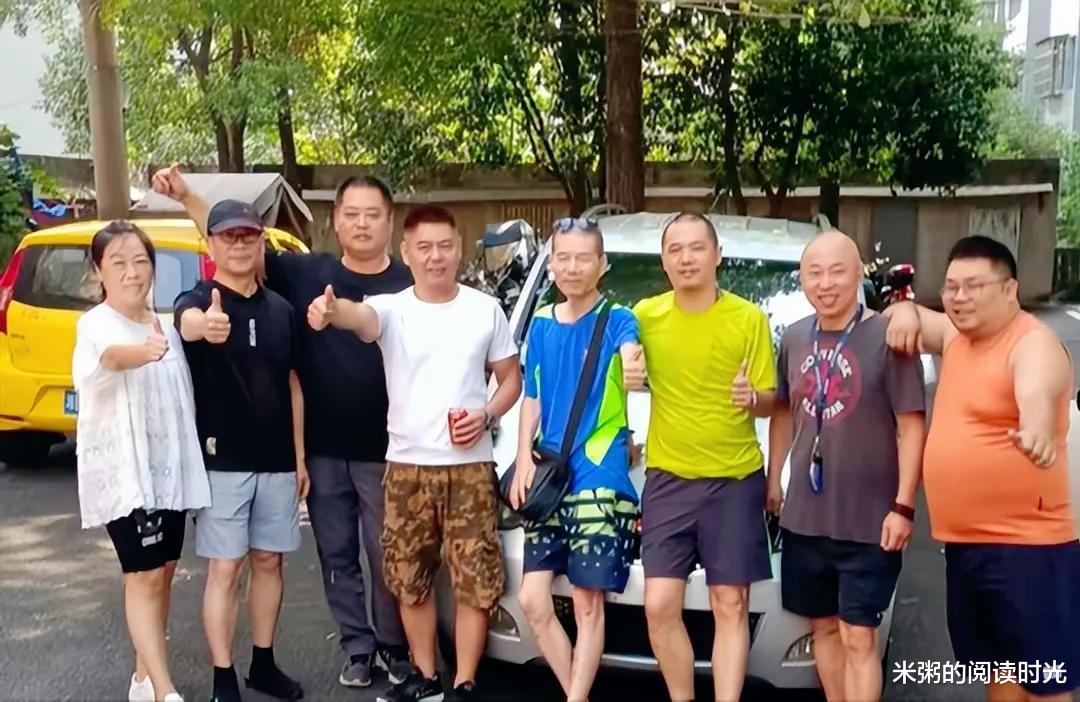 浙江省|54岁大叔借钱买车，带绝症好友游中国：若在路上去世，我带你回家