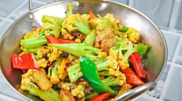 入夏后，建议多吃5菜3果，富含天然高叶酸，中老年人更要懂得吃