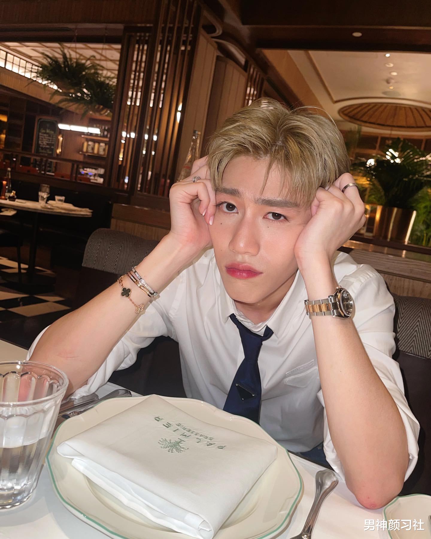 那些长相稚嫩的男生该怎么穿？还得看这位泰国的PP同学