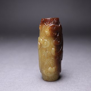 |清 和田玉黄玉螭龙纹勒子