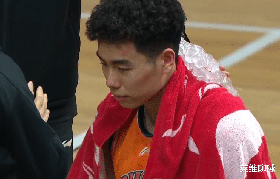 上海男篮|12点31分广厦低头道歉！上海强硬换来姚明主持公道，但两队结仇了