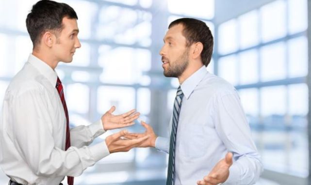 |为什么在职场中，人们总是对老实人带有偏见？