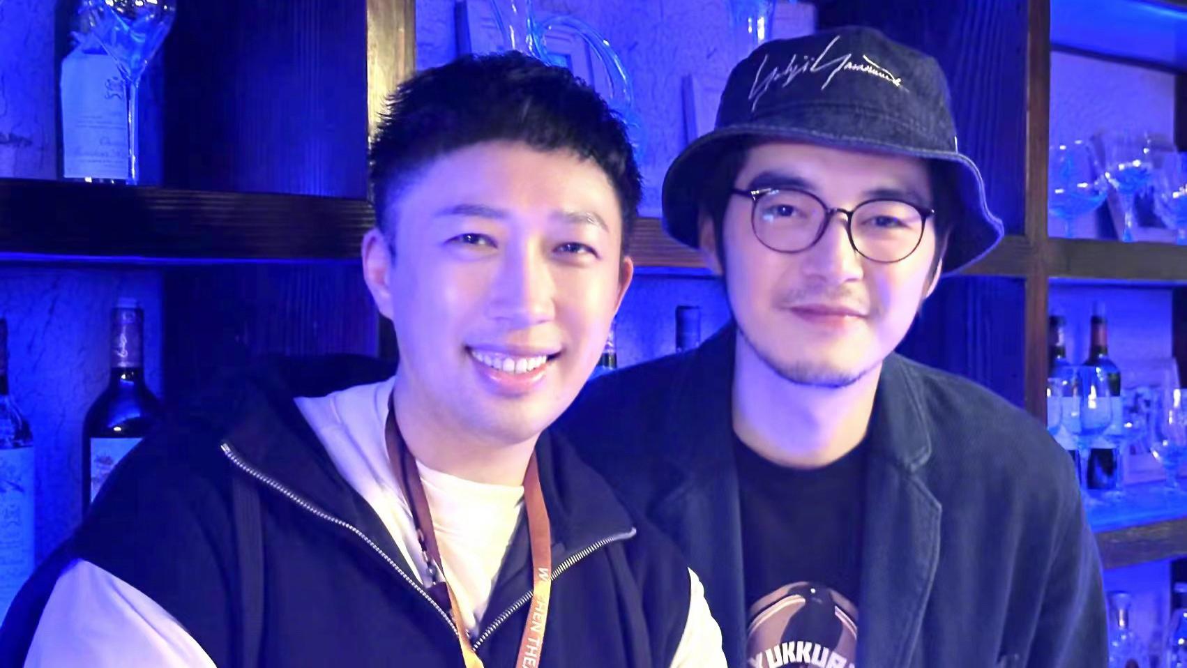 于正|于正晒与金世佳合照，否认二人不和传闻，透露其已转业做老师