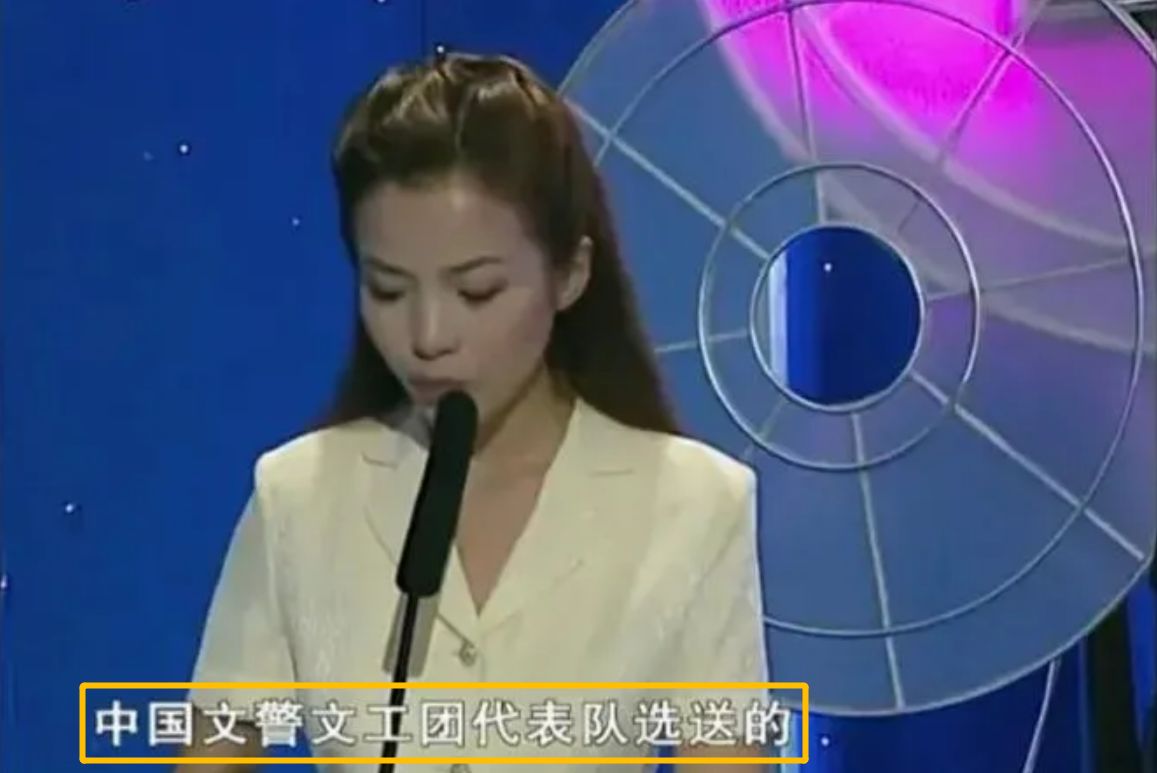 路人甲|歌手李琼：凭一首《山路十八弯》爆红，23年过去，她怎么样了？