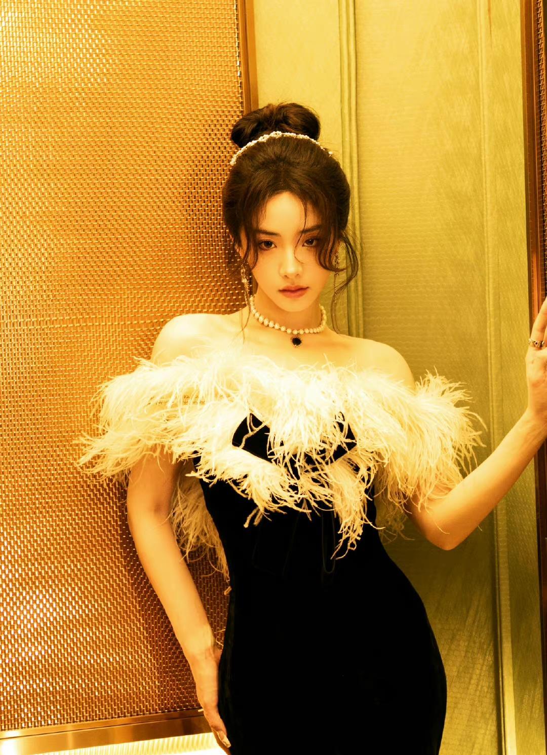 刘雨昕|THE9毕业快一年了，脱离团体后散落在娱乐圈哪个地方？