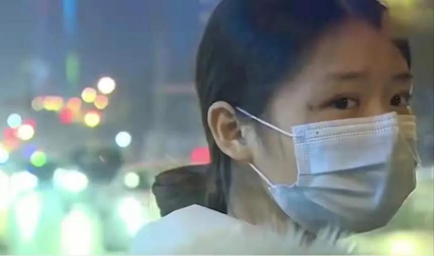 女主播|24岁女主播主动追求45岁榜一大哥，怀孕后却被回应：我不认识她