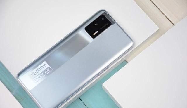 算法|红米和Moto都无力招架,骁龙888+12+256GB,如今只要1849元