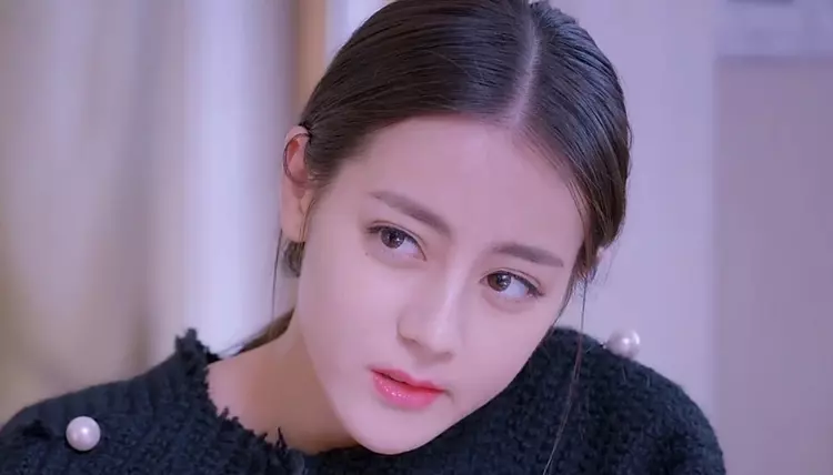 医美|出道即惊艳众人,现在却灵气全无,是花期太短还是医美太过?