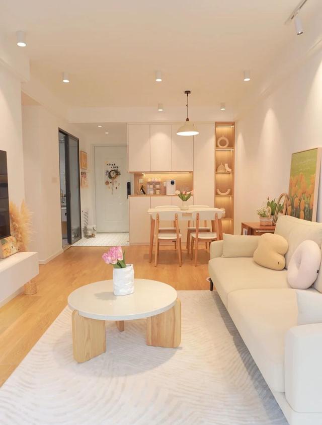 广东夫妇89㎡小家,坚持全屋打满柜子,效果不是一般的实用大气