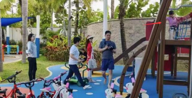 京东|两年多过去,京东掌舵者刘强东再次出现在公众面前,京东咋样了?