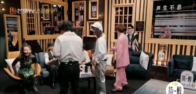 李玟|《声生不息》花絮：李玟恶作剧，林子祥的反应让人笑不活了