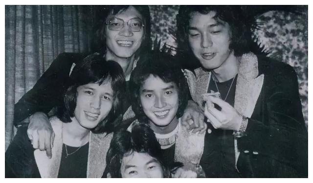 苏有朋|8位来内地养老的老港星：有人没工作，有人领退休金，有人住农村