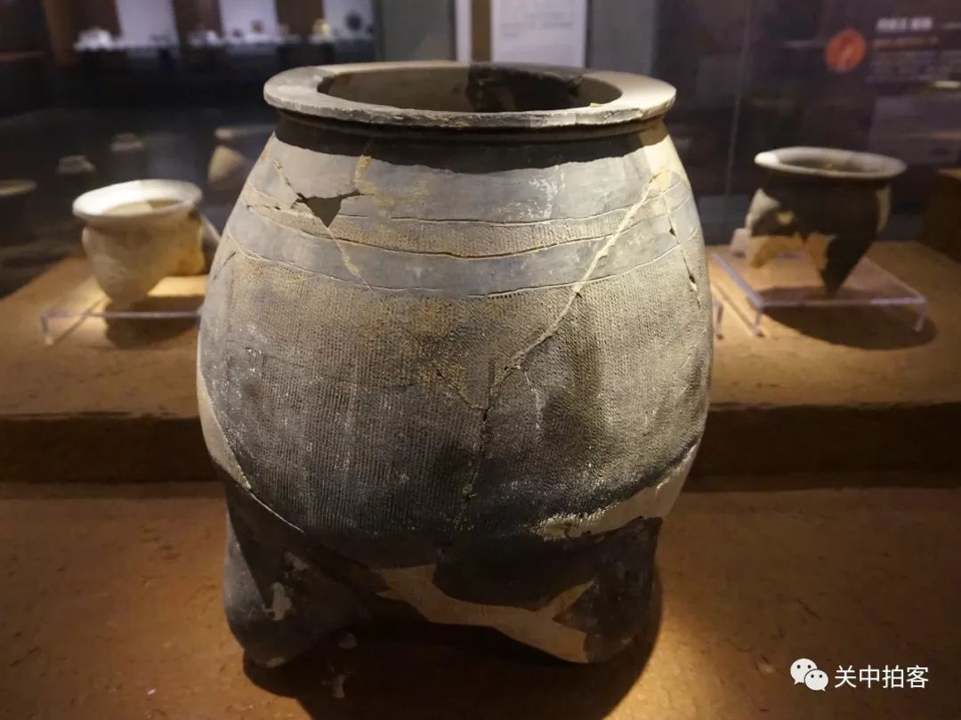 赫赫宗周 万邦之方:周原遗址考古成果展