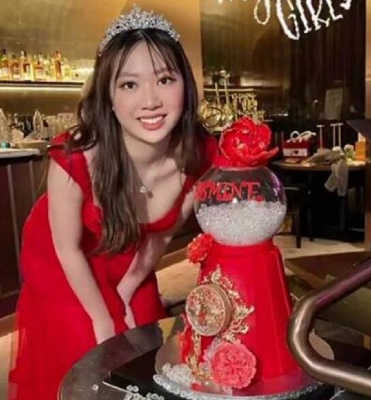 甄子丹|甄子丹女儿太会长!穿红裙戴王冠美成公主,继承妈妈超模基因超辣