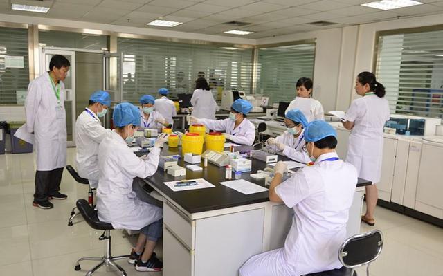 医学生|医学生也有“鄙视链”？博士后和二本生的较量，学历优势明显