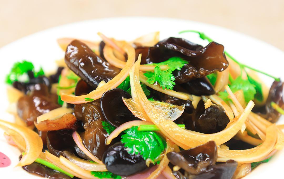 俗话说“药补不如食补”,这6种常见的蔬菜,每天吃一点,身体棒