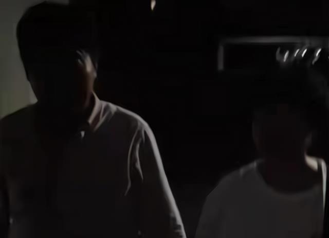 许敏|近况大不同!许敏外出踏青心情好,杜新枝郭爸深夜回家显落寞